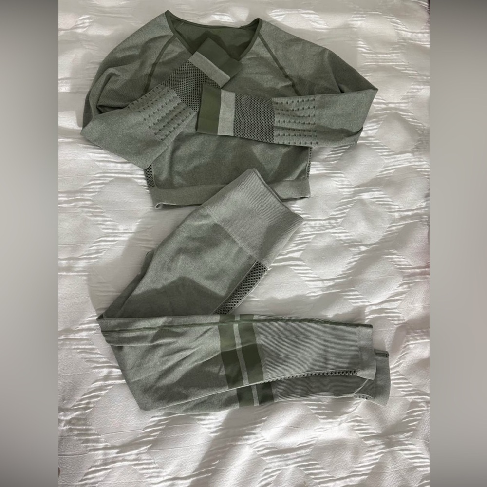 Green and Gray Activewear Set